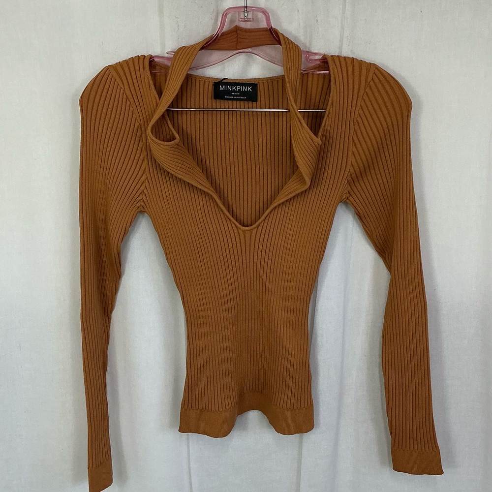NEW Mink Pink Revolve Pecan Gianna Knit Long Sleeve Top Sweater Size M - Picture 3 of 16